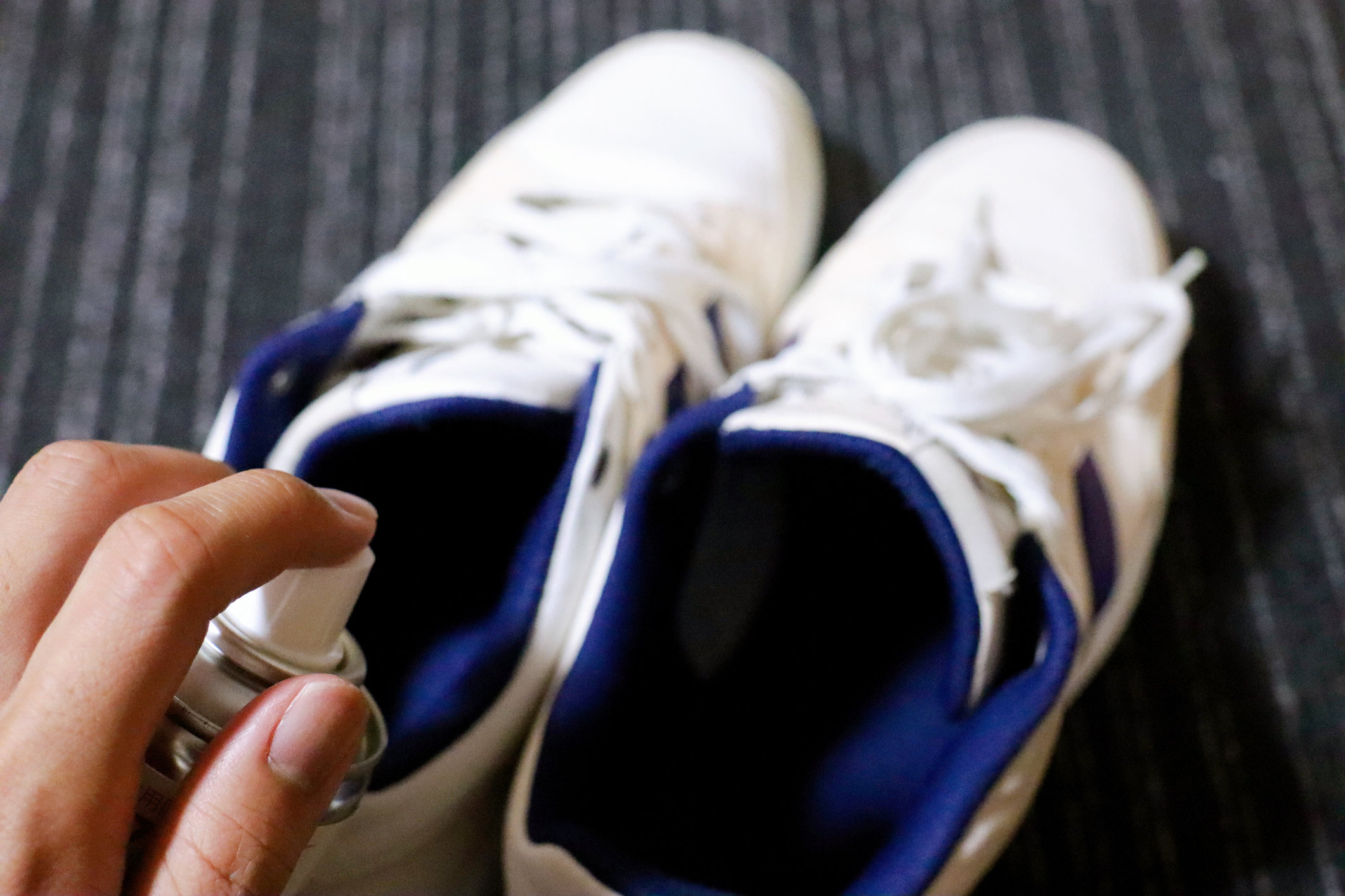 Что помогает при неприятном запахе ног? Как избавиться от запаха ног?