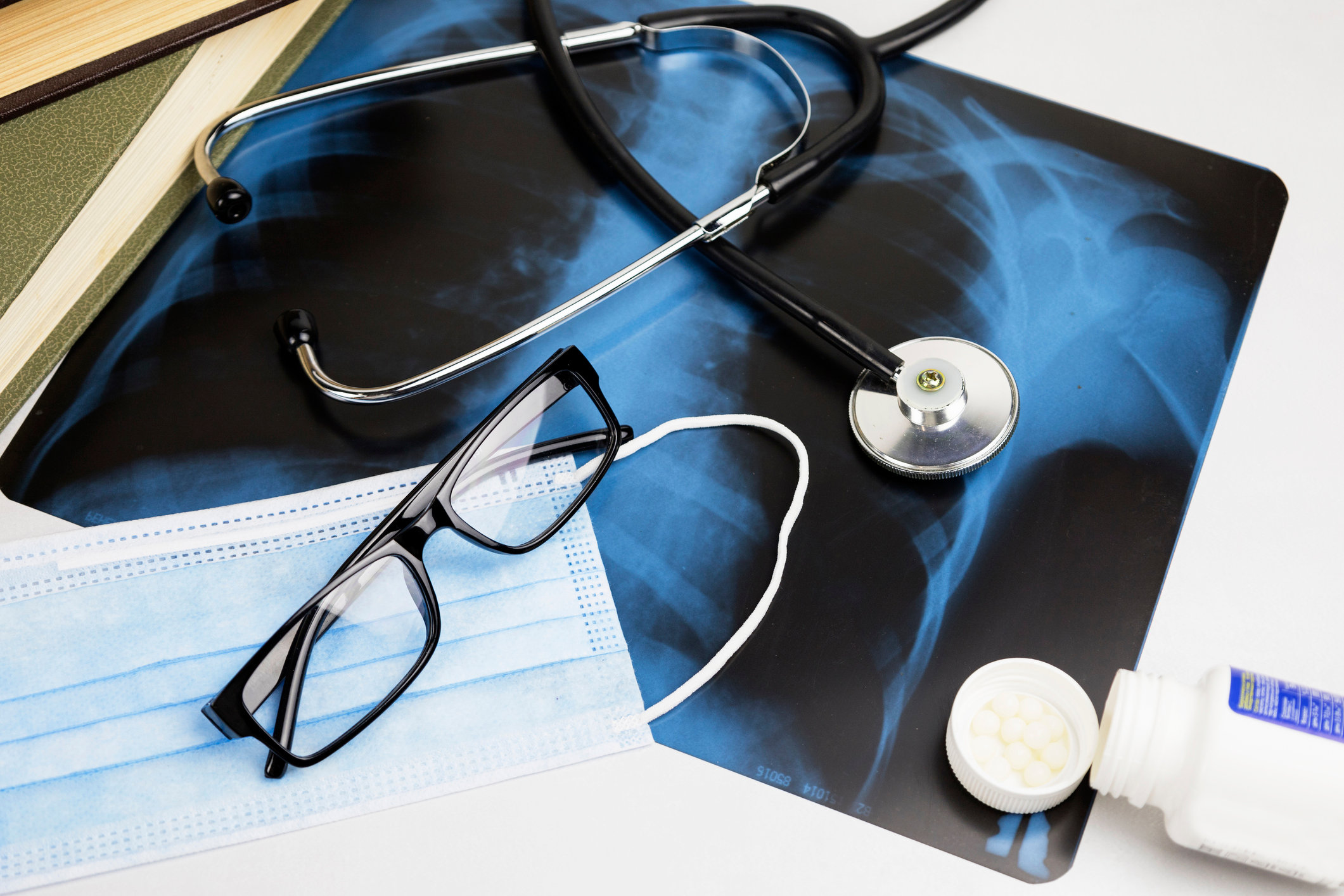 Идиопатический легочный фиброз (утолщение легких): что это такое, симптомы, лечение