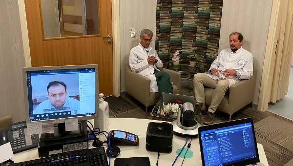 Онлайн-встречи с пациентами продолжаются